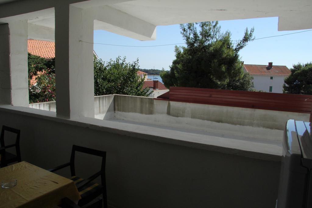 Novalja Guesthouse Economy Rooms Екстер'єр фото