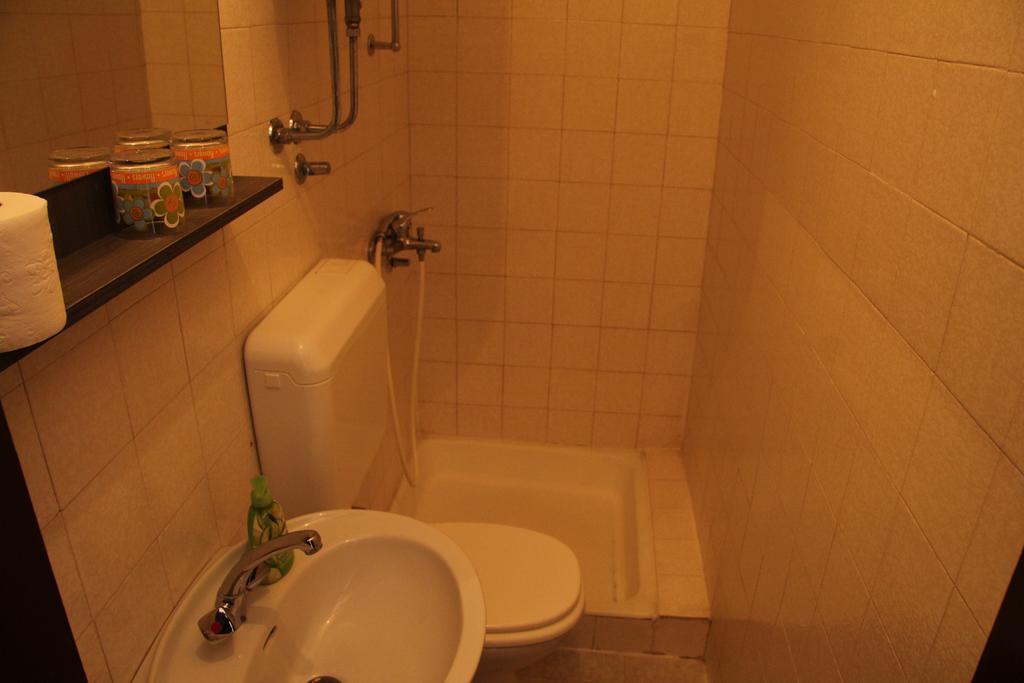 Novalja Guesthouse Economy Rooms Екстер'єр фото
