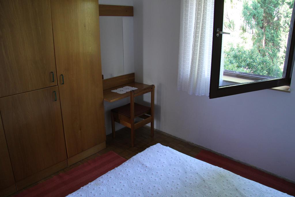 Novalja Guesthouse Economy Rooms Екстер'єр фото